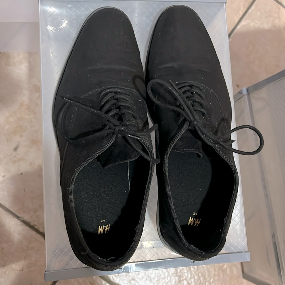 Black H&M dress shoes size 42